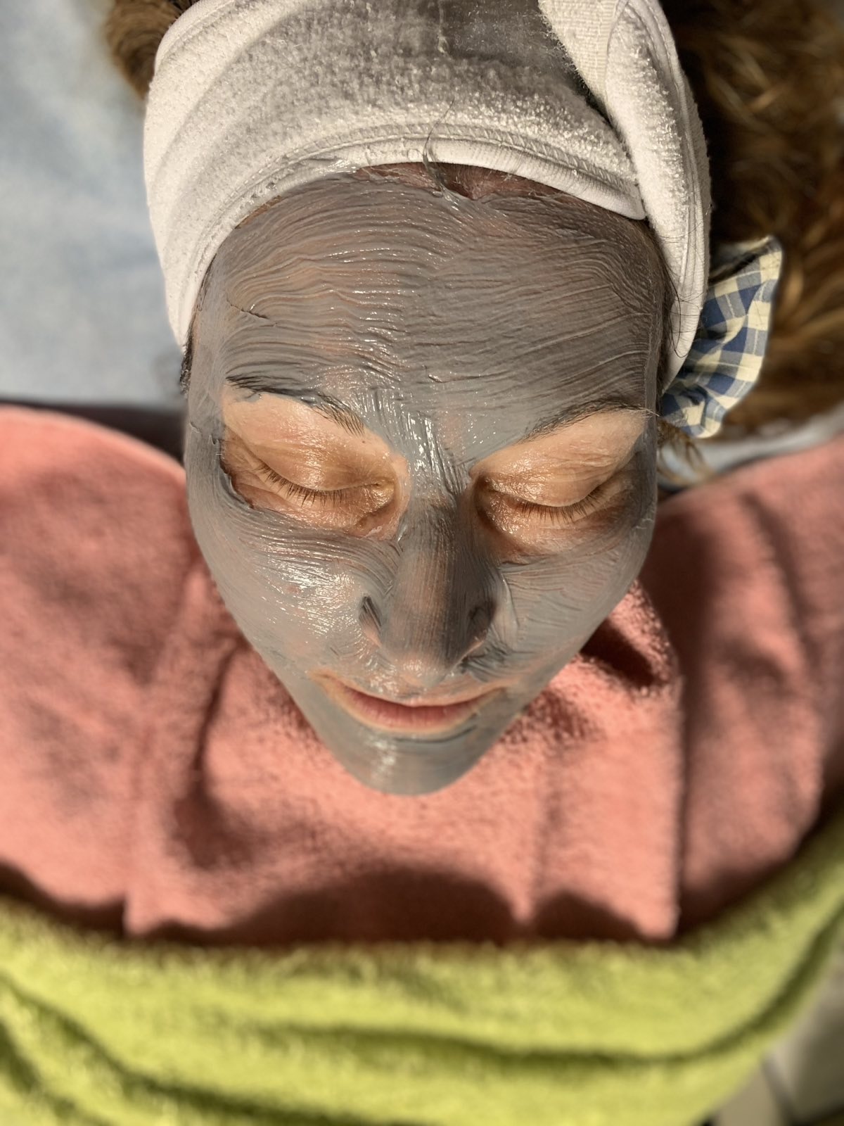 подмладяваща маска